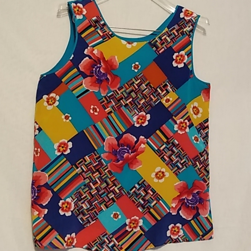 Flowy Print Tank Patchwork & Flower Detail Solid Blue Back